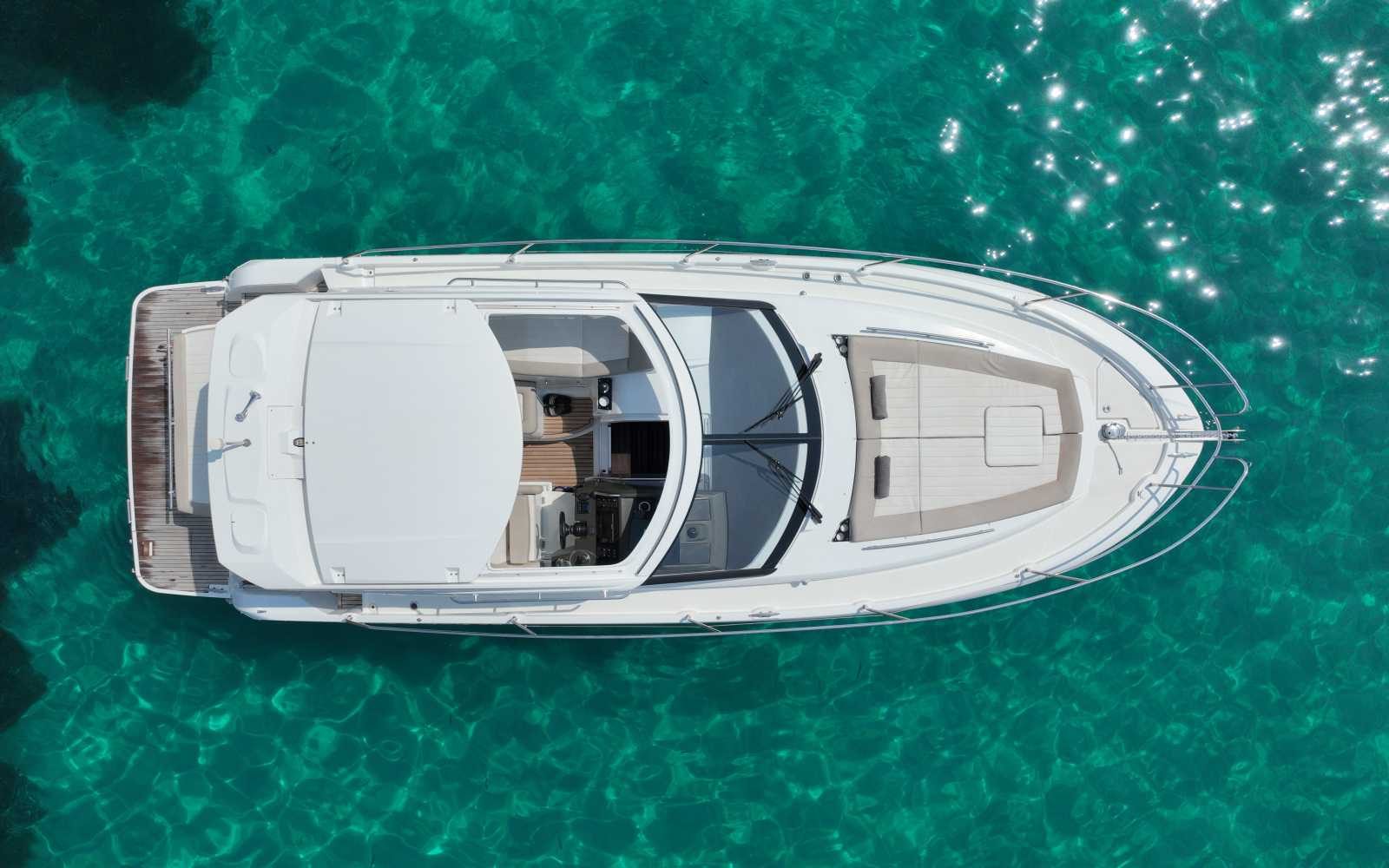 Jeanneau Leader 36 (Fini III)