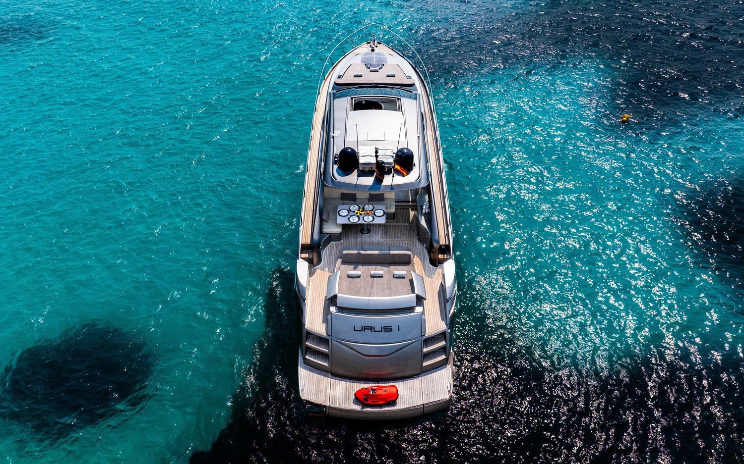 Pershing 62