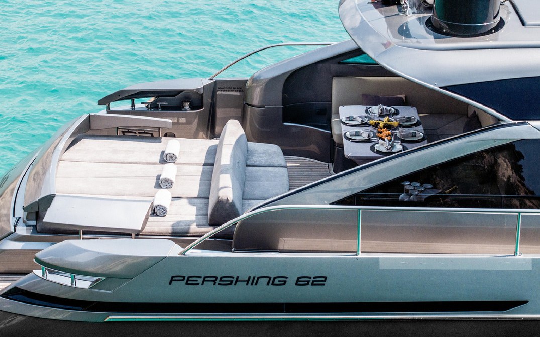 Pershing 62