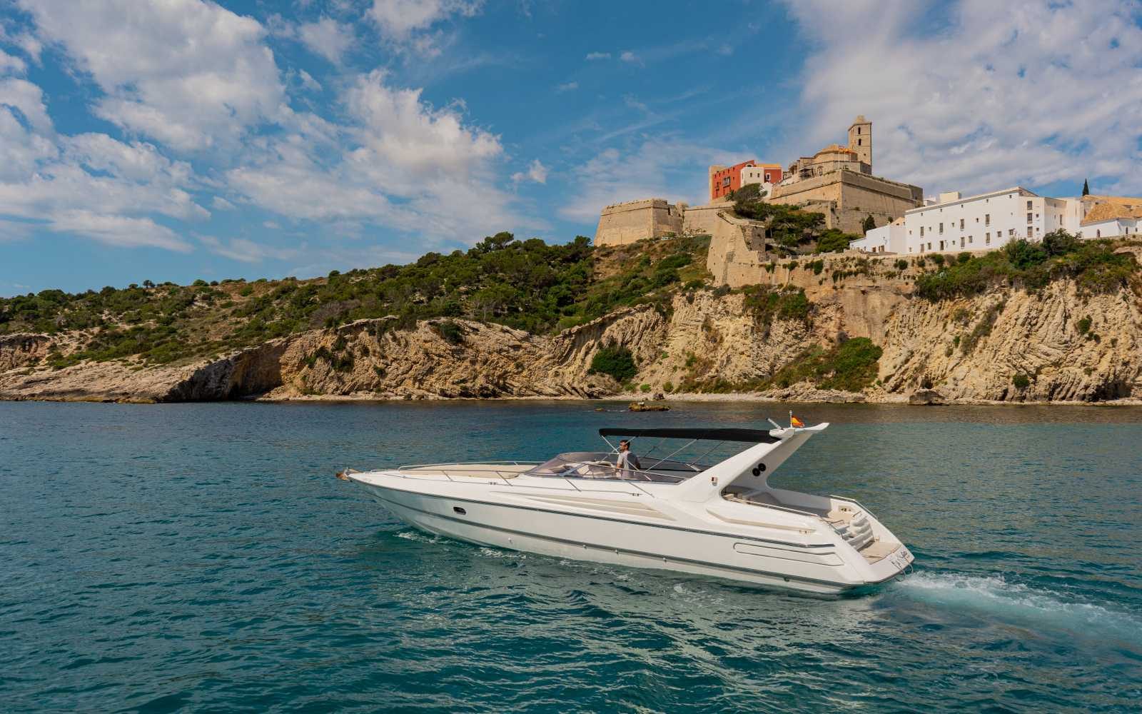 Sunseeker Apache 45 (La Gata)