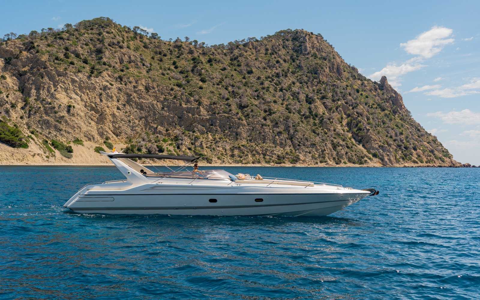 Sunseeker Apache 45 (La Gata)
