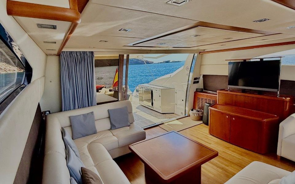 Sunseeker Predator 72